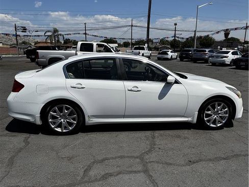 Used 2013 INFINITI G37 Journey w/ Premium Pkg RWD image 5