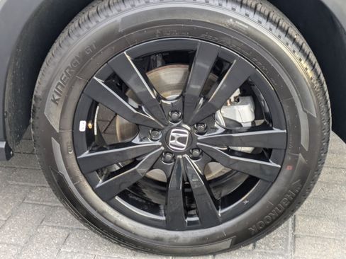 Certified 2026 Honda HR-V Sport image 12