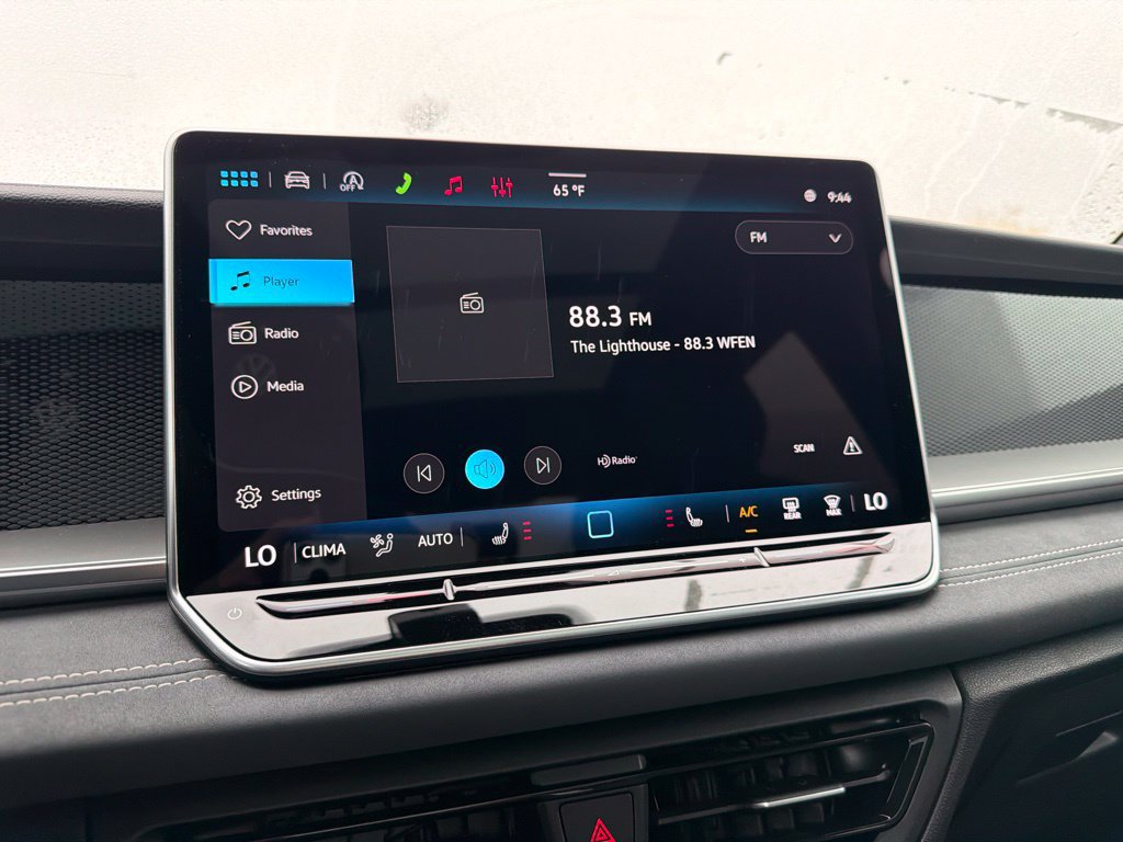 New 2026 Volkswagen Tiguan SE R-Line AWD/4WD image 17