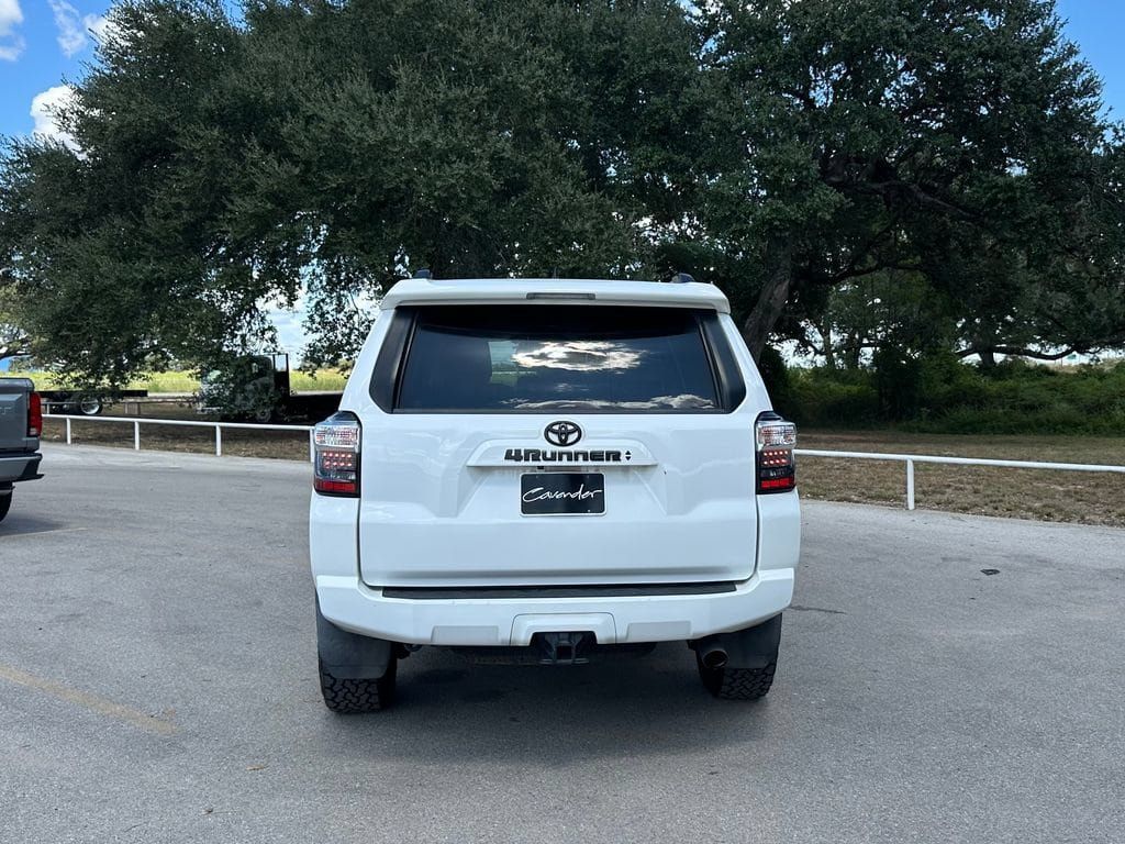 Used 2021 Toyota 4Runner SR5 Premium w/ Moonroof Package RWD image 6