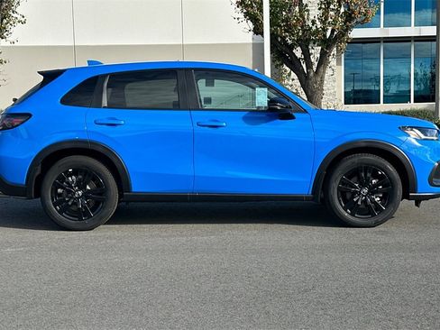 New 2026 Honda HR-V Sport image 3