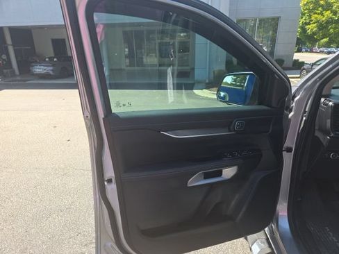 Used 2024 Ford Ranger Lariat w/ FX4 Off-Road Package AWD/4WD image 13