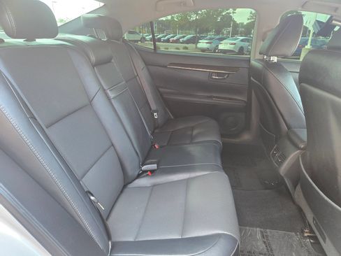 Used 2018 Lexus ES 350 w/ Premier Package FWD image 7