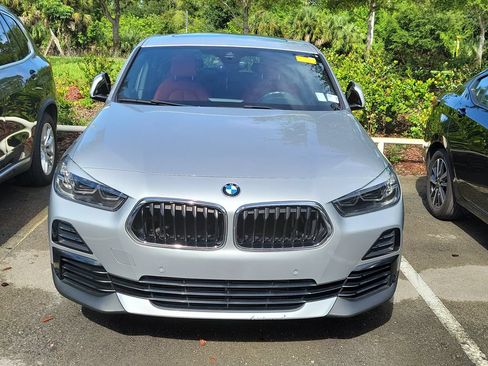 Used 2021 BMW X2 sDrive28i w/ Convenience Package FWD image 2
