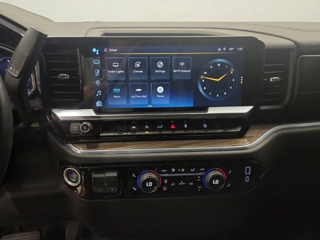 Used 2024 Chevrolet Silverado 1500 RST AWD/4WD image 33