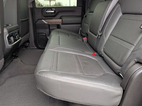 Used 2020 GMC Sierra 2500 Denali w/ Denali Ultimate Package image 17