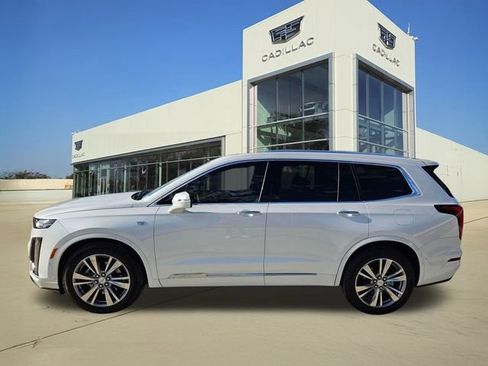 New 2025 Cadillac XT6 Premium Luxury w/ Technology Package image 3