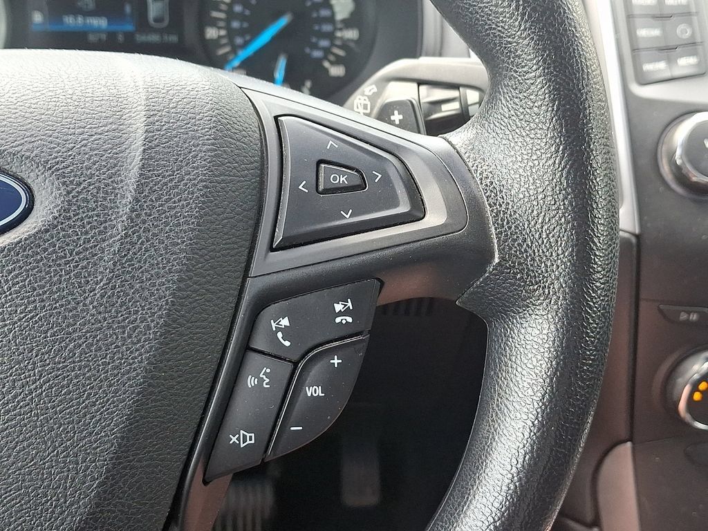 Used 2018 Ford Edge SE AWD/4WD image 21