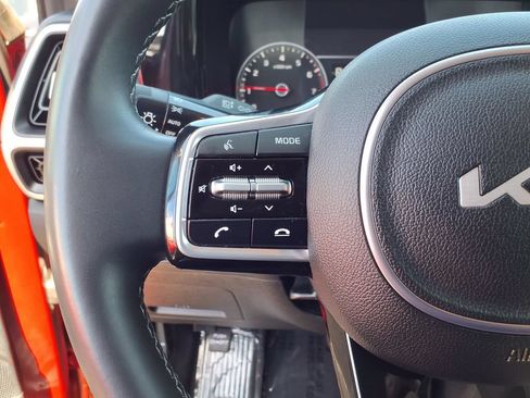 Certified 2023 Kia Sorento S FWD image 14