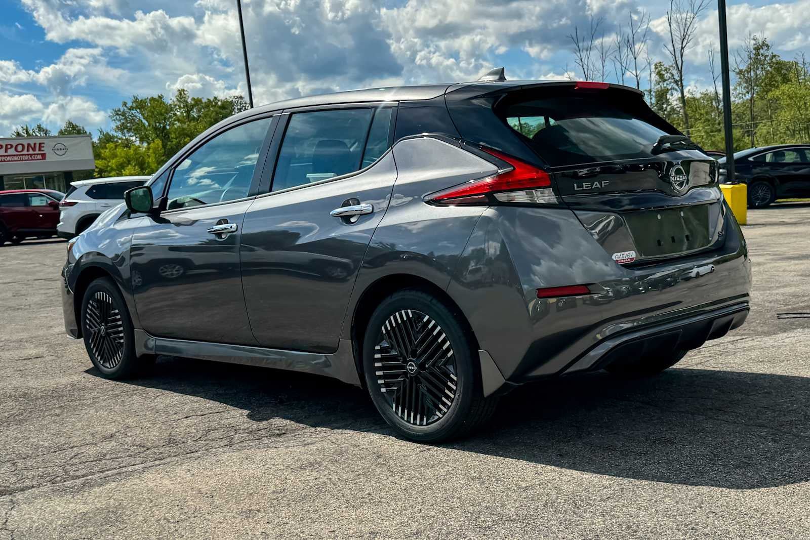 Certified 2025 Nissan Leaf SV Plus FWD image 5