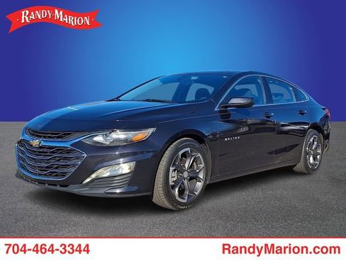 Used 2022 Chevrolet Malibu LT image 1