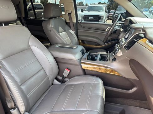 Used 2017 GMC Yukon Denali w/ Open Road Package AWD/4WD image 27