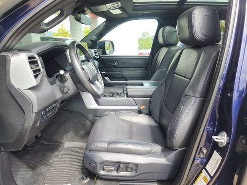 Used 2023 Toyota Tundra Platinum AWD/4WD image 18