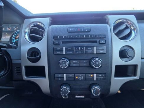 Used 2011 Ford F150 XLT w/ XLT Chrome Pkg image 19