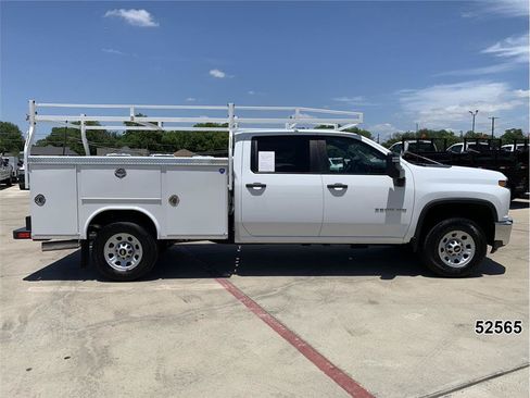 Used 2022 Chevrolet Silverado 3500 W/T w/ WT Convenience Package AWD/4WD image 5