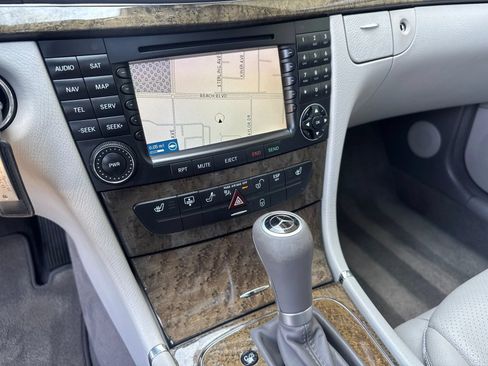 Used 2008 Mercedes-Benz E 350 Sedan image 20