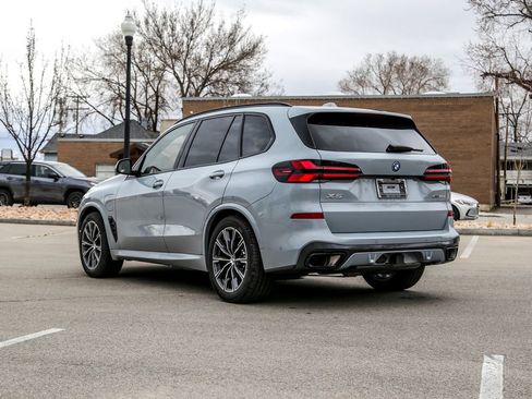 New 2026 BMW X5 xDrive50e w/ Executive Package image 3