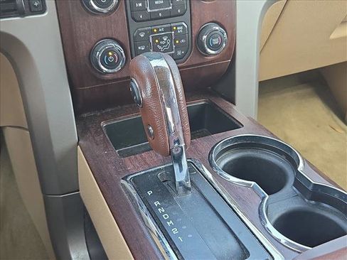 Used 2014 Ford F150 King Ranch w/ King Ranch Luxury Package image 7