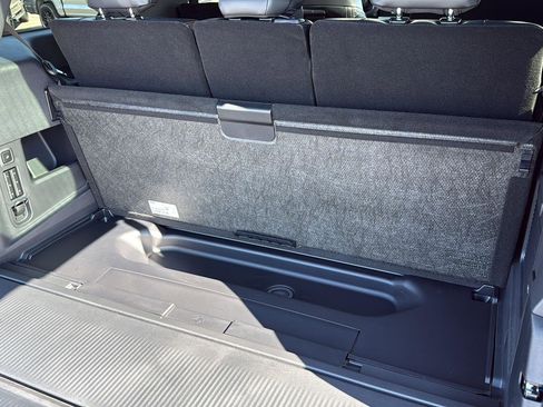 New 2026 Ford Expedition Tremor image 17