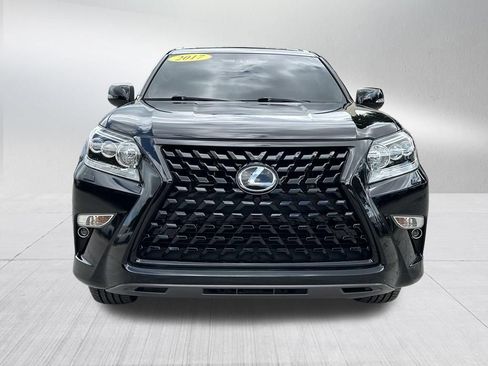 Used 2017 Lexus GX 460 Luxury AWD/4WD image 2