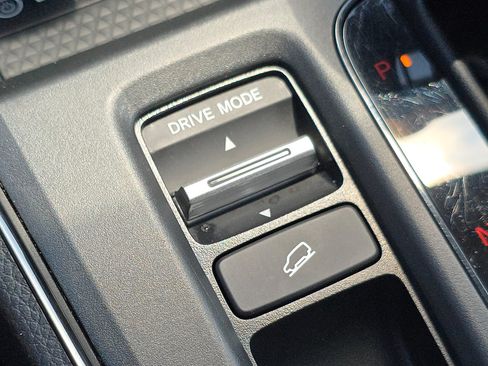 Used 2024 Honda CR-V Sport-L image 38