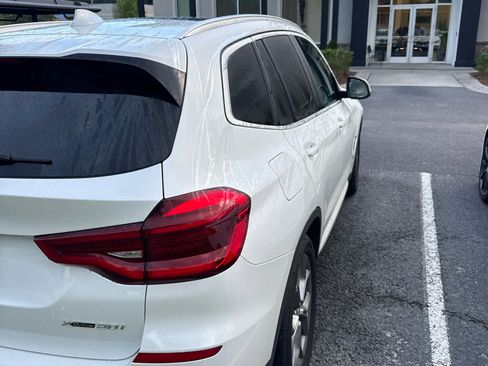 Used 2021 BMW X3 xDrive30i w/ Premium Package AWD/4WD image 4