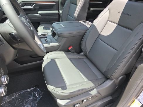 New 2026 GMC Sierra 3500 Denali w/ Denali Reserve Package AWD/4WD image 27