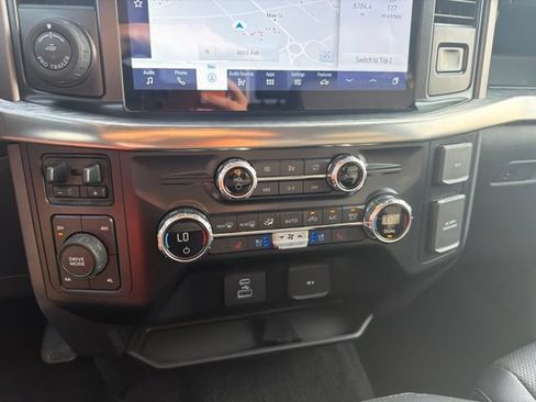 Used 2021 Ford F150 Lariat AWD/4WD image 31