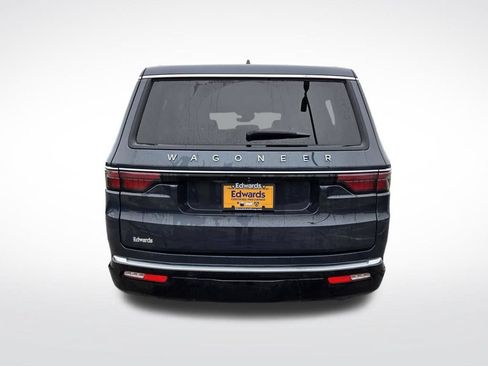 Used 2025 Jeep Wagoneer Series III w/ Premium Group I AWD/4WD image 4