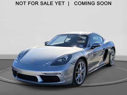 Used 2017 Porsche 718 Cayman S image 1
