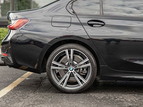 Used 2019 BMW 330i xDrive Sedan AWD/4WD image 11