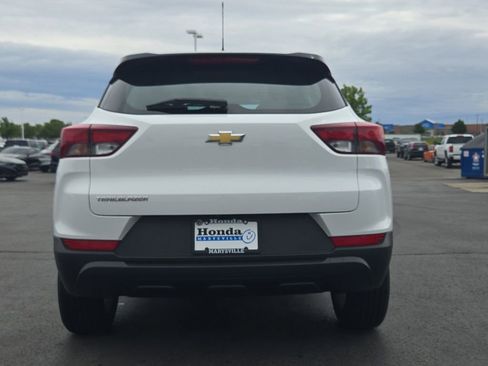 Used 2022 Chevrolet TrailBlazer LS FWD image 7