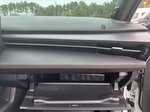 Used 2021 Toyota Avalon TRD image 28