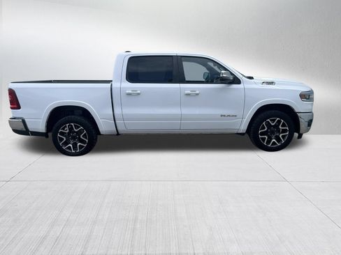 Used 2025 RAM 1500 Laramie AWD/4WD image 5