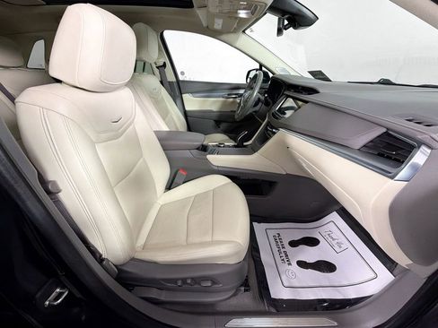 Used 2022 Cadillac XT5 Premium Luxury image 31