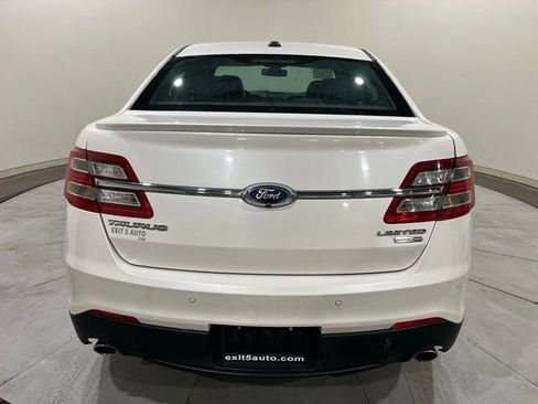 Used 2018 Ford Taurus Limited image 10