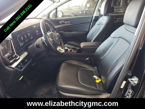Used 2023 Kia Sportage EX AWD/4WD image 4