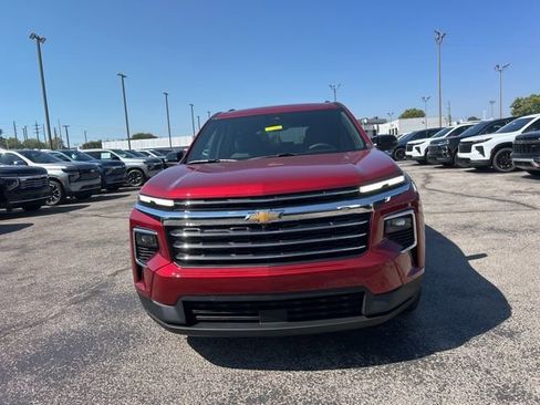 New 2026 Chevrolet Traverse LT w/ Enhanced Driving Package image 8