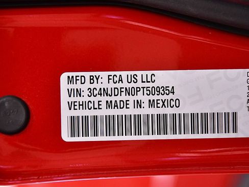 Used 2023 Jeep Compass Latitude AWD/4WD image 14
