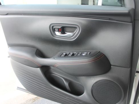 Used 2026 Honda HR-V Sport image 12