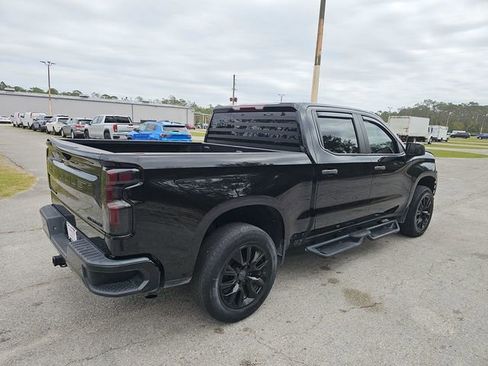 Used 2022 Chevrolet Silverado 1500 Custom image 4