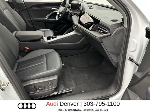 Used 2025 Audi Q5 Premium w/ 19" Wheel Package AWD/4WD image 24
