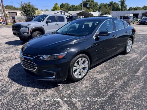 Used 2018 Chevrolet Malibu Premier w/ Driver Confidence Package FWD image 2