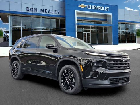 New 2026 Chevrolet Traverse LT w/ Midnight/Sport Edition FWD image 1