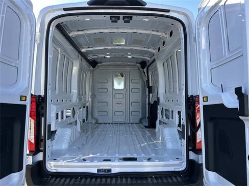 New 2025 Ford Transit 250 148 Medium Roof image 20