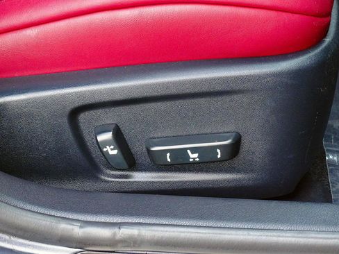 Used 2014 Lexus IS 350 w/ F Sport Package RWD image 33