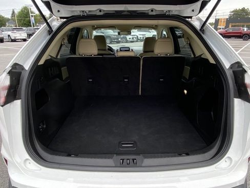 Used 2022 Ford Edge SEL image 10
