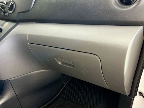 Used 2020 Nissan NV200 S FWD image 33