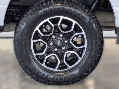 Certified 2023 Ford F150 XLT w/ Equipment Group 302A High image 11