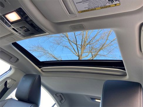 Certified 2024 Lexus ES 350 w/ Premium Package image 15